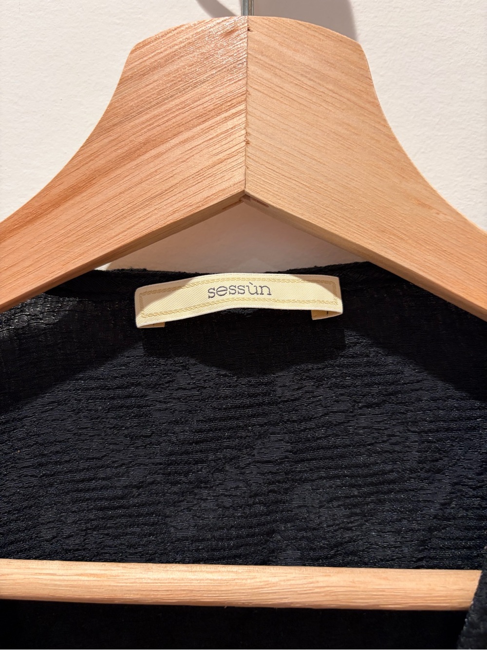 Textured Black Puff-Sleeve Crop Top with Button Front - Picture 3 of 3
